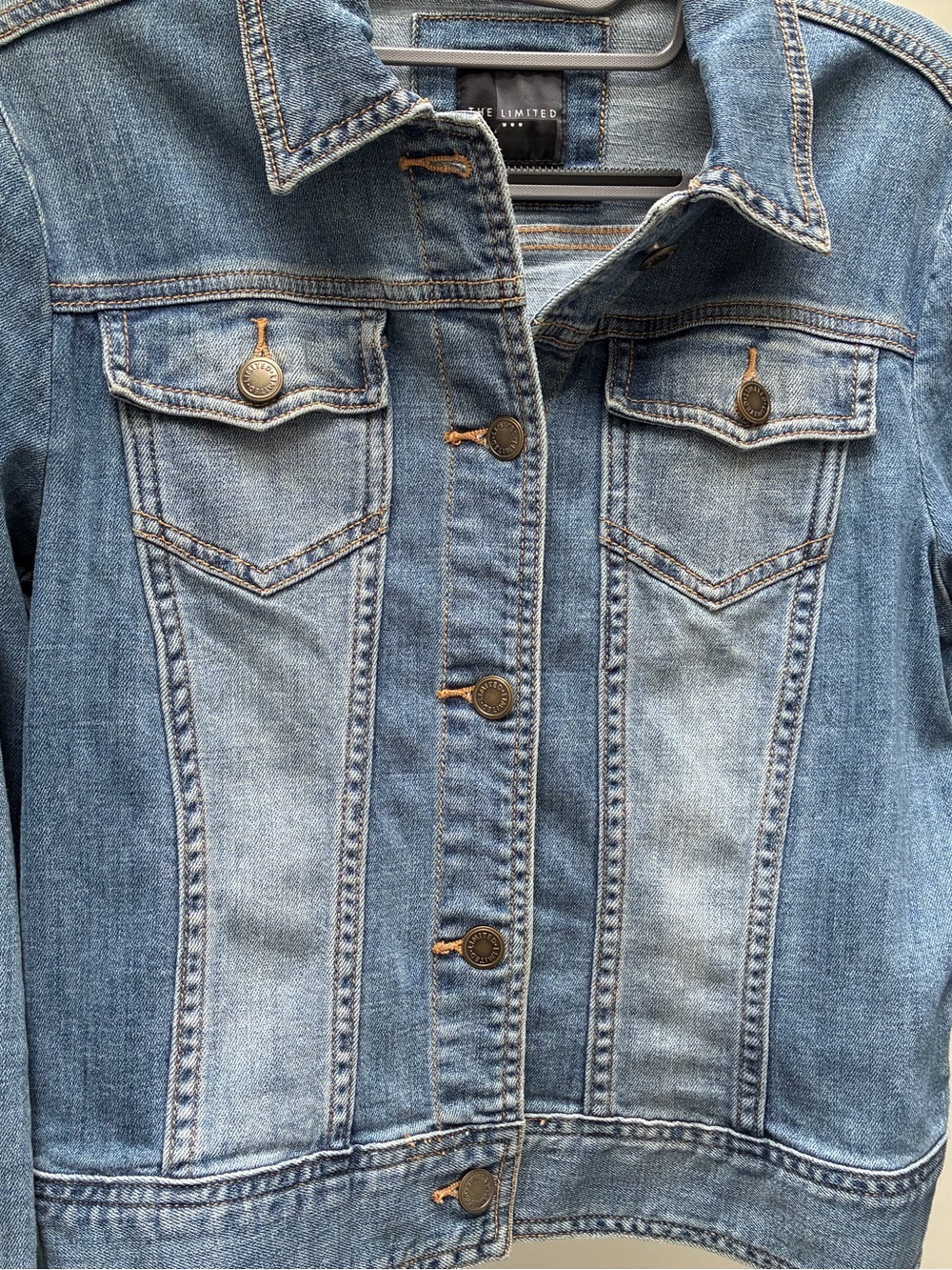 The Limited Light Blue Denim Jean Jacket - Women's Cropped